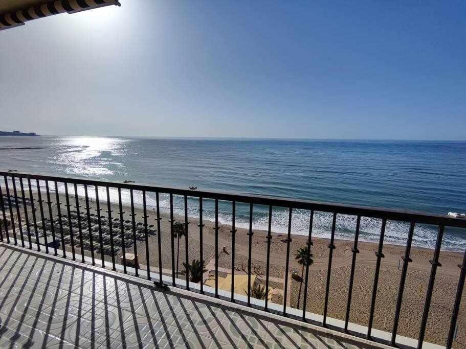 Fuengirola Frente Al Mar Apt Luaran gambar